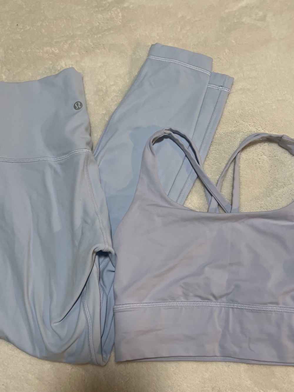 lululemon pastel sports bra and leggings set